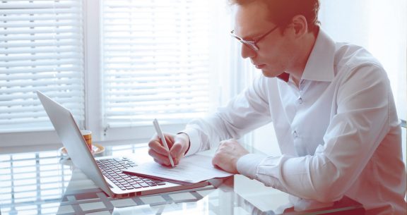 ¿Qué son y cómo funcionan los ETFs?